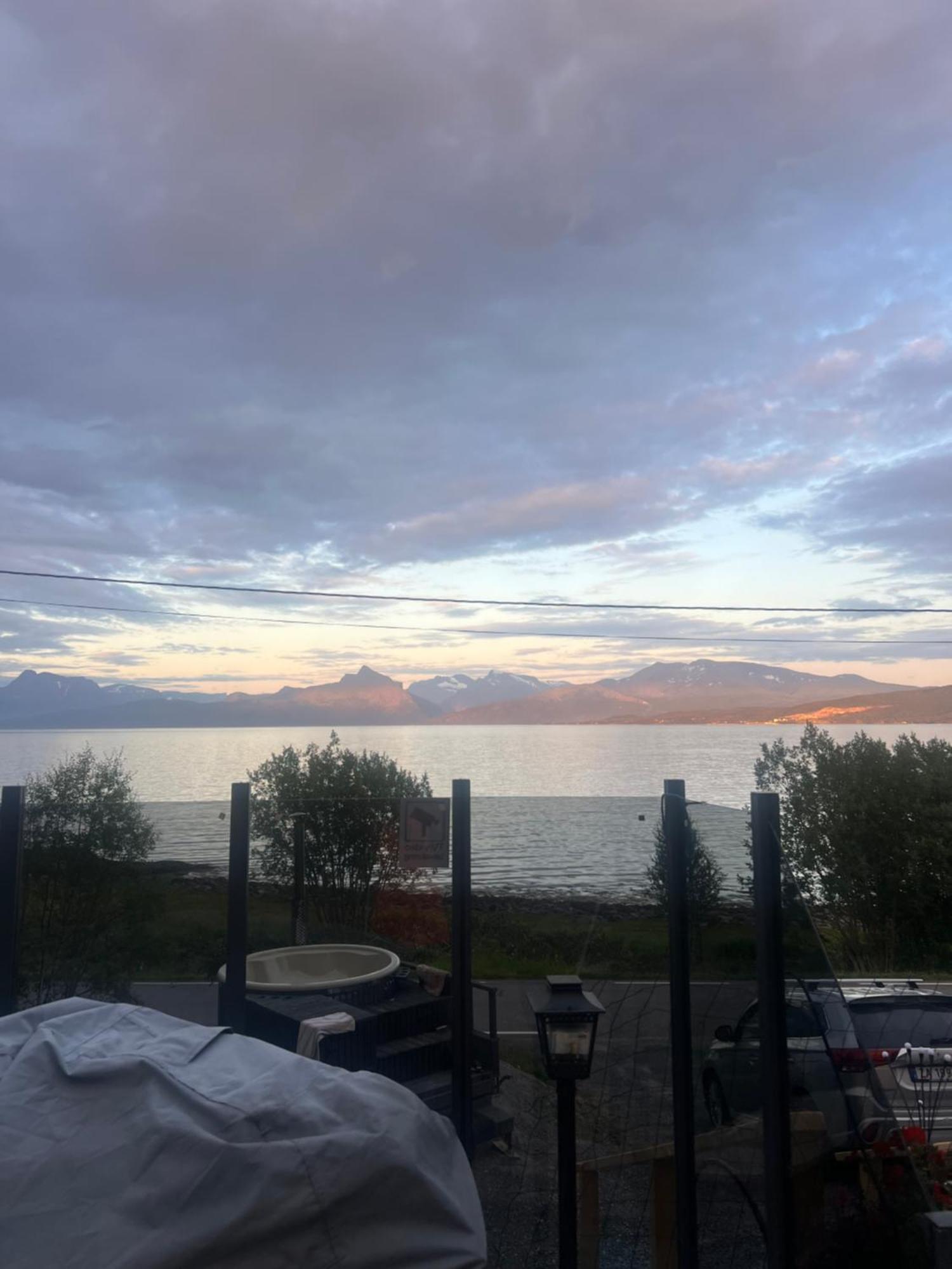 Evenes Artic Glamping Hotel Evenesmarkja Exterior photo